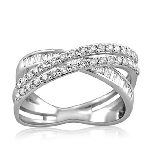 Women’s white gold ring