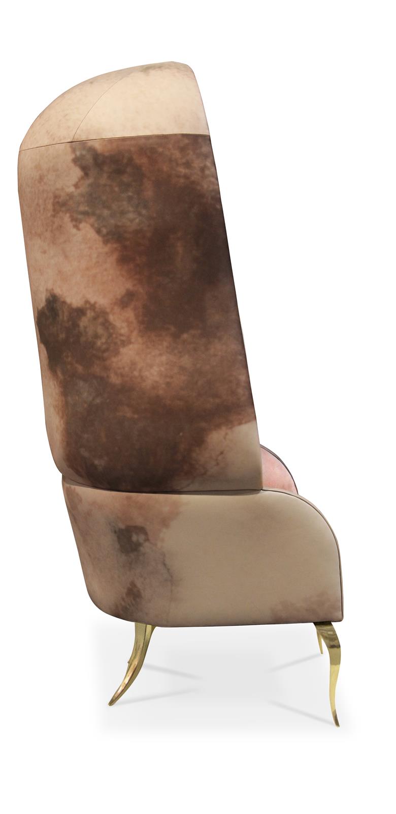 Armchair Data Definition - Easy Chair Meaning In The Cambridge English