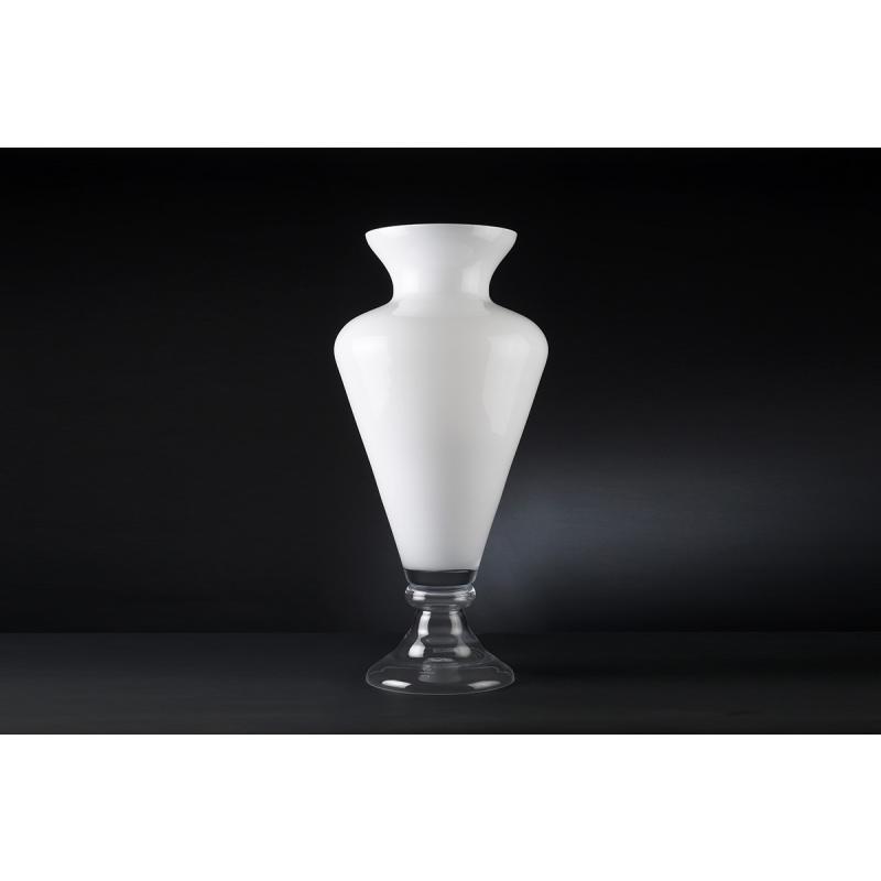 Minimalist glass vase from Italian brand VG